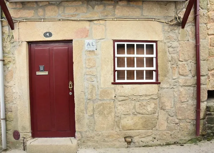 Domus Avocat Apartment Valenca